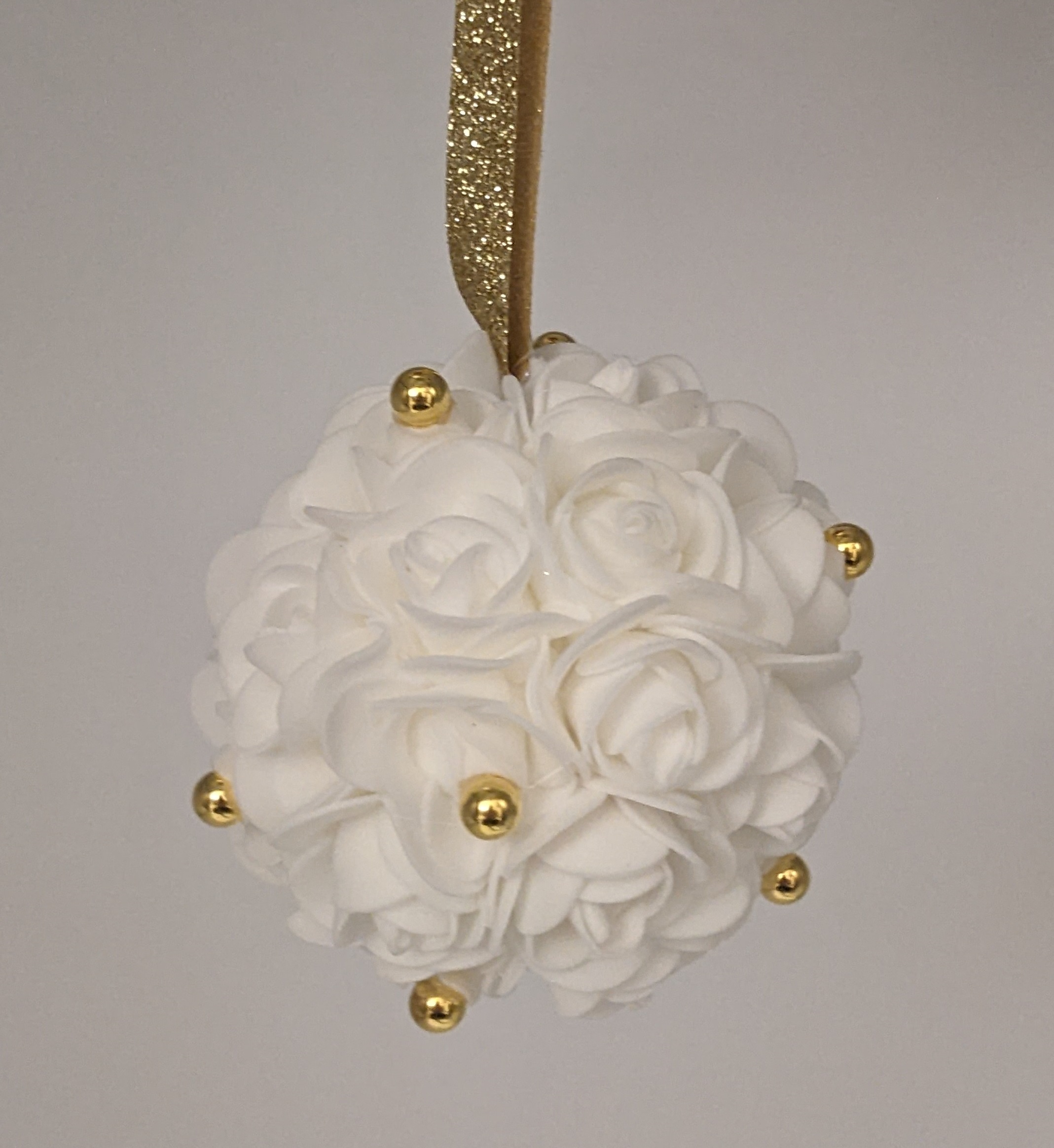 Boules blanche avec perles or (lot de 2)