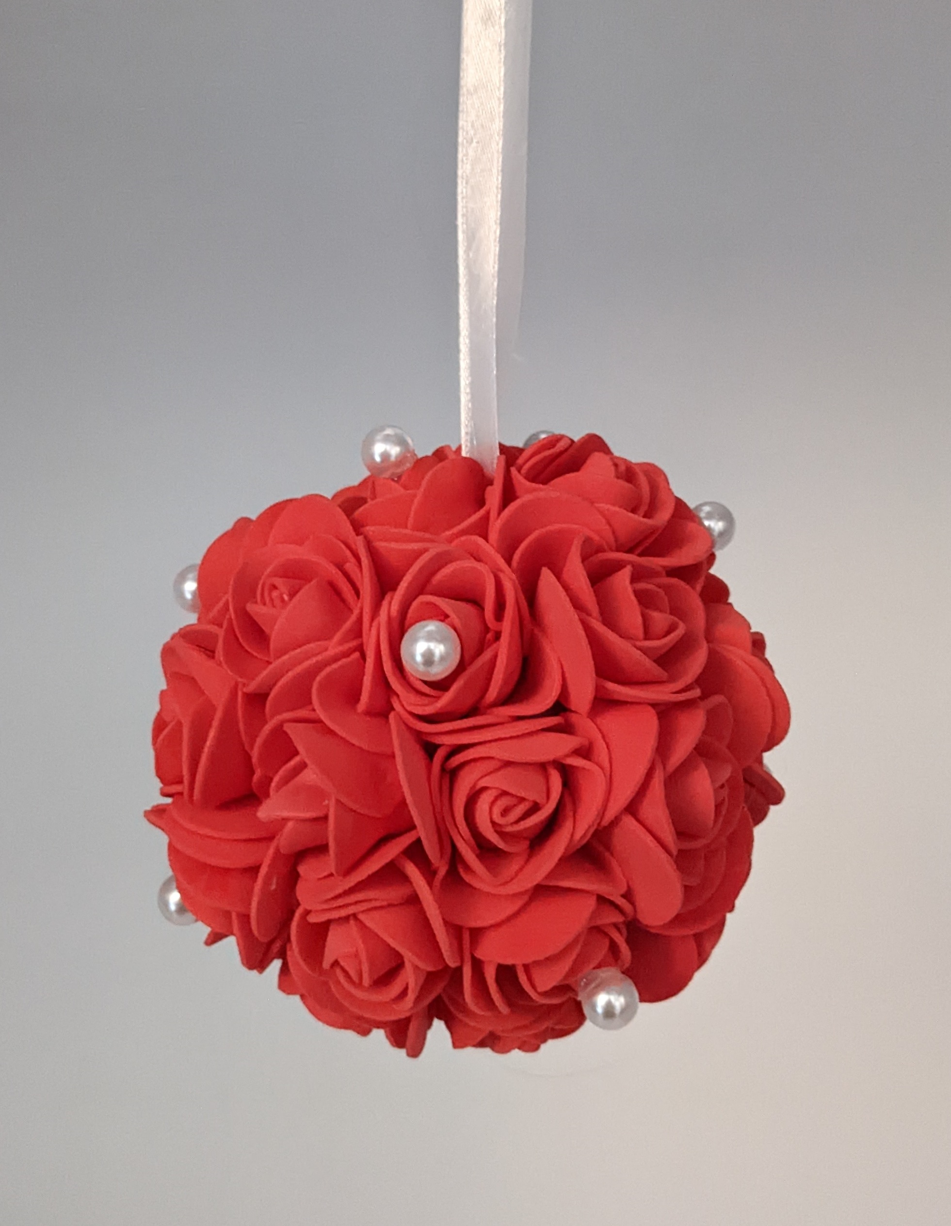 Boules rouge avec perles blanches (Lot de 2)